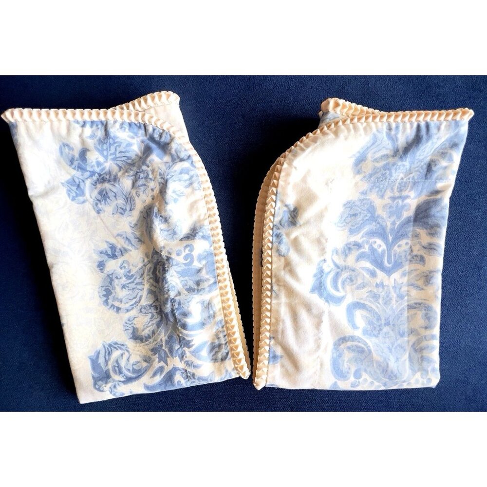PAIR Vintage JESSICA McCLINTOCK Pillow Shams Ivory Blue Damask Made in USA Y2K
